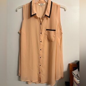 Daniel Rainn sheer top, peach colored with black trim. Size 1X
